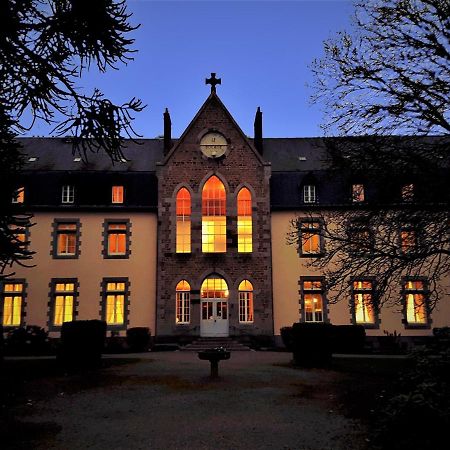 Hôtel Relais Le Bocage à Pontmain Extérieur photo