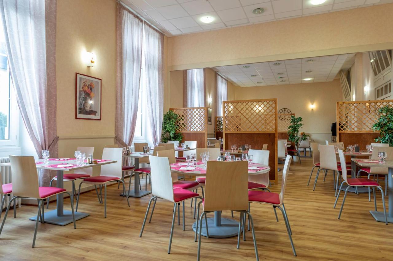 Hôtel Relais Le Bocage à Pontmain Extérieur photo